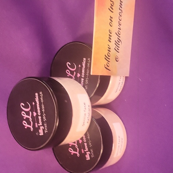 Gentle Face Exfoliate - Handmade - Picture 2 of 3